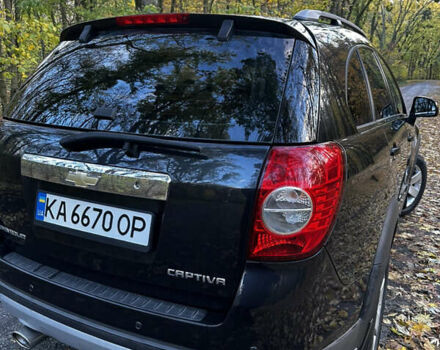 Черный Шевроле Каптива, объемом двигателя 2.4 л и пробегом 205 тыс. км за 8000 $, фото 14 на Automoto.ua