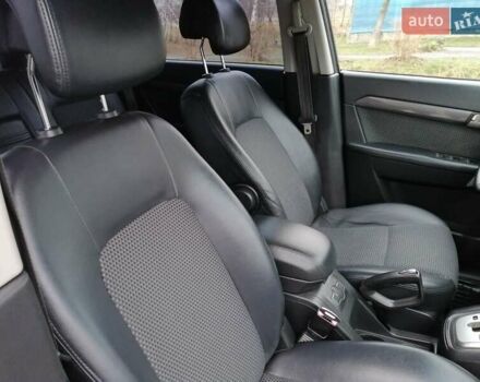 Чорний Шевроле Каптіва, об'ємом двигуна 2 л та пробігом 212 тис. км за 9450 $, фото 51 на Automoto.ua