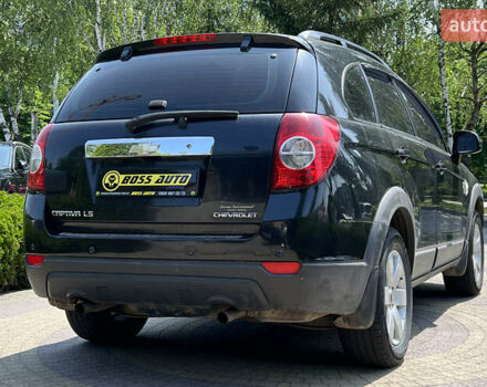 Черный Шевроле Каптива, объемом двигателя 2.41 л и пробегом 218 тыс. км за 7999 $, фото 6 на Automoto.ua