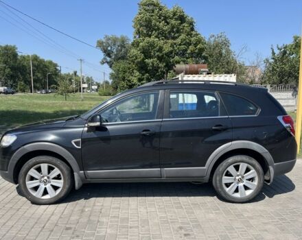 Чорний Шевроле Каптіва, об'ємом двигуна 2 л та пробігом 300 тис. км за 3200 $, фото 2 на Automoto.ua