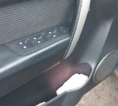 Черный Шевроле Каптива, объемом двигателя 2.4 л и пробегом 280 тыс. км за 7100 $, фото 5 на Automoto.ua