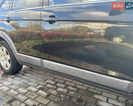 Черный Шевроле Каптива, объемом двигателя 2.41 л и пробегом 240 тыс. км за 7500 $, фото 5 на Automoto.ua