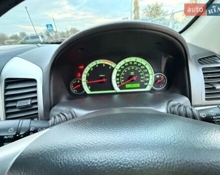 Черный Шевроле Каптива, объемом двигателя 2 л и пробегом 300 тыс. км за 3850 $, фото 1 на Automoto.ua