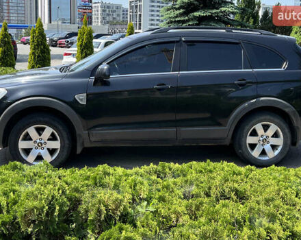 Черный Шевроле Каптива, объемом двигателя 2.41 л и пробегом 218 тыс. км за 7999 $, фото 3 на Automoto.ua