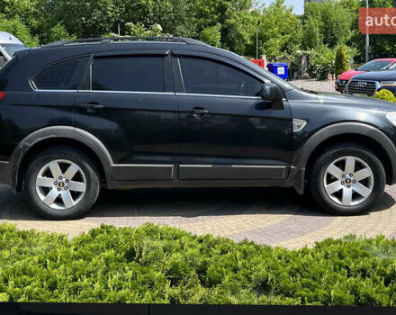 Черный Шевроле Каптива, объемом двигателя 2.41 л и пробегом 218 тыс. км за 7999 $, фото 7 на Automoto.ua