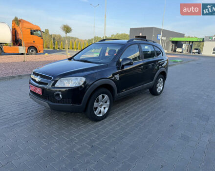 Черный Шевроле Каптива, объемом двигателя 2 л и пробегом 176 тыс. км за 10750 $, фото 1 на Automoto.ua