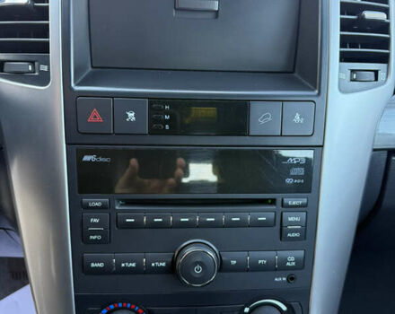 Черный Шевроле Каптива, объемом двигателя 2 л и пробегом 176 тыс. км за 10750 $, фото 20 на Automoto.ua