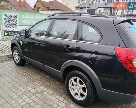 Черный Шевроле Каптива, объемом двигателя 2.41 л и пробегом 137 тыс. км за 8500 $, фото 4 на Automoto.ua