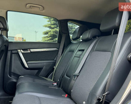 Черный Шевроле Каптива, объемом двигателя 2.41 л и пробегом 218 тыс. км за 7999 $, фото 12 на Automoto.ua