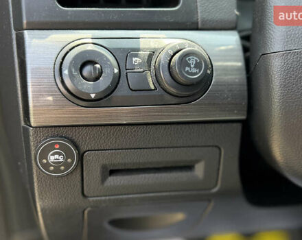 Черный Шевроле Каптива, объемом двигателя 2.41 л и пробегом 218 тыс. км за 7999 $, фото 18 на Automoto.ua