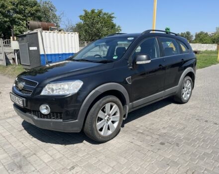 Чорний Шевроле Каптіва, об'ємом двигуна 2 л та пробігом 300 тис. км за 3200 $, фото 1 на Automoto.ua