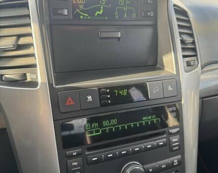 Черный Шевроле Каптива, объемом двигателя 2.41 л и пробегом 240 тыс. км за 7500 $, фото 6 на Automoto.ua