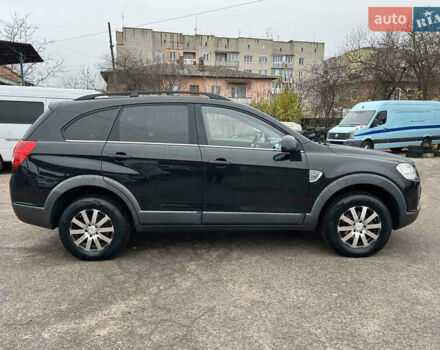 Черный Шевроле Каптива, объемом двигателя 2.4 л и пробегом 231 тыс. км за 8250 $, фото 3 на Automoto.ua