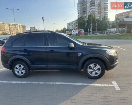 Чорний Шевроле Каптіва, об'ємом двигуна 2 л та пробігом 273 тис. км за 9500 $, фото 3 на Automoto.ua