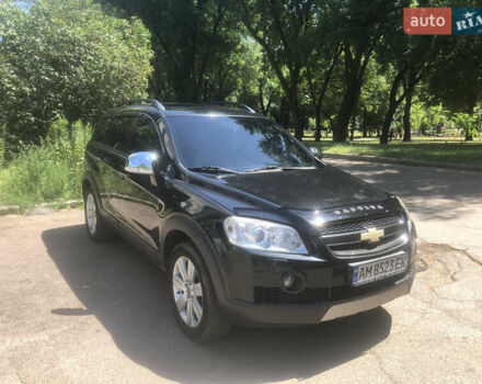 Черный Шевроле Каптива, объемом двигателя 1.99 л и пробегом 210 тыс. км за 9500 $, фото 1 на Automoto.ua