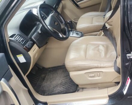 Черный Шевроле Каптива, объемом двигателя 2 л и пробегом 240 тыс. км за 4555 $, фото 6 на Automoto.ua