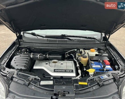 Черный Шевроле Каптива, объемом двигателя 2.4 л и пробегом 231 тыс. км за 8250 $, фото 8 на Automoto.ua