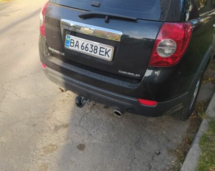 Черный Шевроле Каптива, объемом двигателя 2.4 л и пробегом 146 тыс. км за 8000 $, фото 2 на Automoto.ua