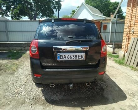 Черный Шевроле Каптива, объемом двигателя 2.4 л и пробегом 146 тыс. км за 8000 $, фото 6 на Automoto.ua