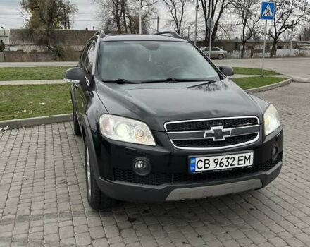 Черный Шевроле Каптива, объемом двигателя 2 л и пробегом 339 тыс. км за 10200 $, фото 2 на Automoto.ua