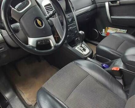 Черный Шевроле Каптива, объемом двигателя 1.99 л и пробегом 277 тыс. км за 9300 $, фото 2 на Automoto.ua