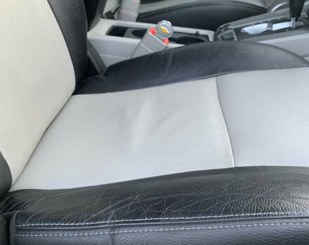 Черный Шевроле Каптива, объемом двигателя 2.2 л и пробегом 206 тыс. км за 11499 $, фото 12 на Automoto.ua