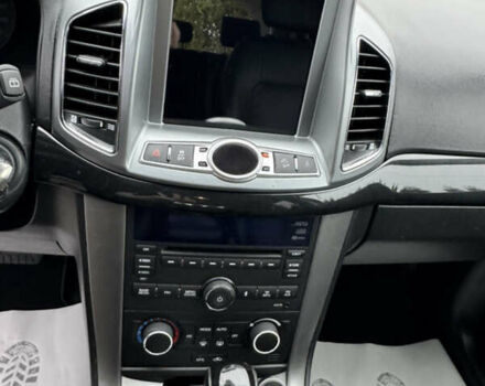 Черный Шевроле Каптива, объемом двигателя 2.2 л и пробегом 150 тыс. км за 12250 $, фото 25 на Automoto.ua