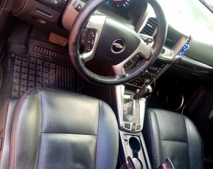 Черный Шевроле Каптива, объемом двигателя 2.2 л и пробегом 180 тыс. км за 13000 $, фото 3 на Automoto.ua