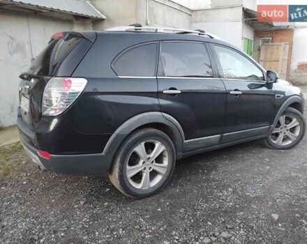 Черный Шевроле Каптива, объемом двигателя 2.23 л и пробегом 203 тыс. км за 10750 $, фото 5 на Automoto.ua