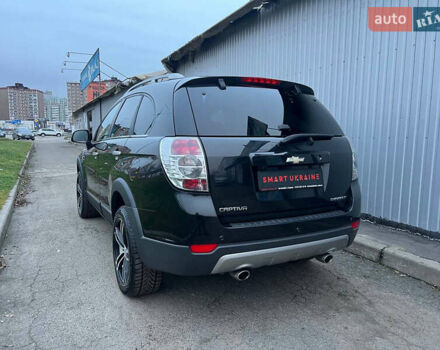 Черный Шевроле Каптива, объемом двигателя 2.2 л и пробегом 129 тыс. км за 12500 $, фото 6 на Automoto.ua
