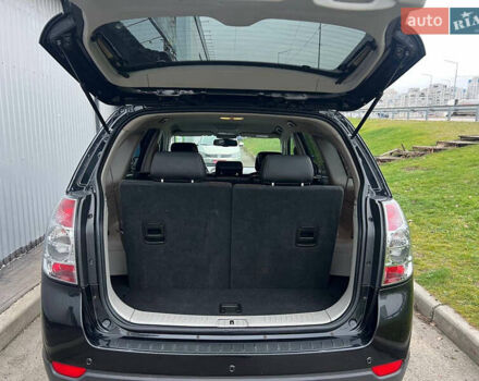 Черный Шевроле Каптива, объемом двигателя 2.2 л и пробегом 129 тыс. км за 12500 $, фото 40 на Automoto.ua