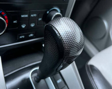 Черный Шевроле Каптива, объемом двигателя 2.2 л и пробегом 129 тыс. км за 12500 $, фото 19 на Automoto.ua