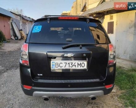 Черный Шевроле Каптива, объемом двигателя 2.23 л и пробегом 203 тыс. км за 10750 $, фото 4 на Automoto.ua