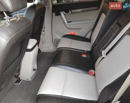 Черный Шевроле Каптива, объемом двигателя 2.23 л и пробегом 203 тыс. км за 10750 $, фото 9 на Automoto.ua