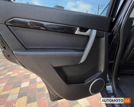 Черный Шевроле Каптива, объемом двигателя 2.3 л и пробегом 217 тыс. км за 11400 $, фото 16 на Automoto.ua