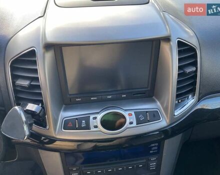 Черный Шевроле Каптива, объемом двигателя 2.4 л и пробегом 206 тыс. км за 12499 $, фото 44 на Automoto.ua