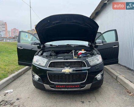 Черный Шевроле Каптива, объемом двигателя 2.2 л и пробегом 129 тыс. км за 12500 $, фото 73 на Automoto.ua