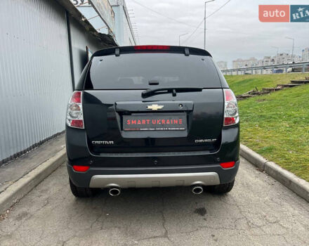 Черный Шевроле Каптива, объемом двигателя 2.2 л и пробегом 129 тыс. км за 12500 $, фото 4 на Automoto.ua