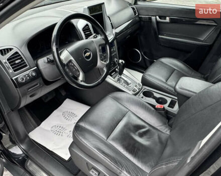 Черный Шевроле Каптива, объемом двигателя 2.2 л и пробегом 150 тыс. км за 12250 $, фото 29 на Automoto.ua