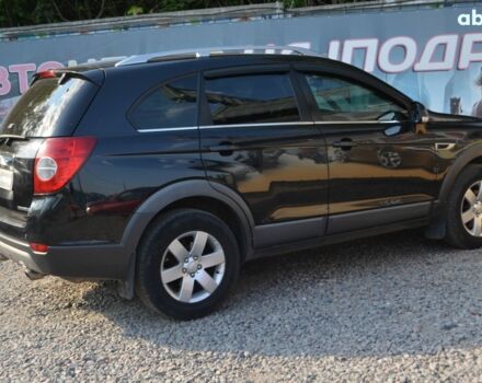 Черный Шевроле Каптива, объемом двигателя 2.4 л и пробегом 217 тыс. км за 9700 $, фото 5 на Automoto.ua