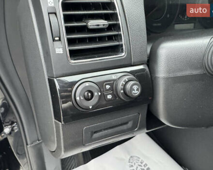 Черный Шевроле Каптива, объемом двигателя 2.2 л и пробегом 150 тыс. км за 12250 $, фото 27 на Automoto.ua