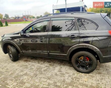 Черный Шевроле Каптива, объемом двигателя 2.2 л и пробегом 217 тыс. км за 10000 $, фото 9 на Automoto.ua