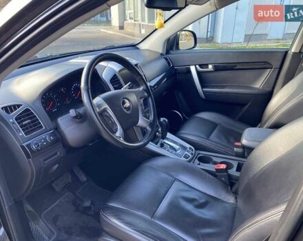 Черный Шевроле Каптива, объемом двигателя 2.4 л и пробегом 206 тыс. км за 12499 $, фото 23 на Automoto.ua