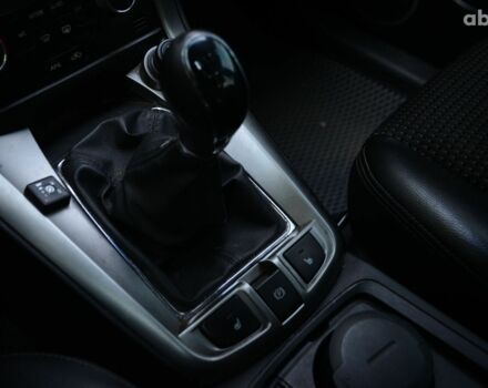 Черный Шевроле Каптива, объемом двигателя 2.4 л и пробегом 217 тыс. км за 9700 $, фото 16 на Automoto.ua