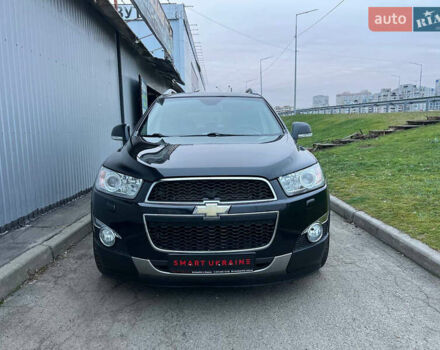 Черный Шевроле Каптива, объемом двигателя 2.2 л и пробегом 129 тыс. км за 12500 $, фото 82 на Automoto.ua