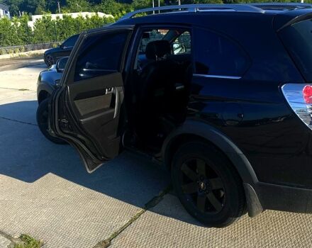 Черный Шевроле Каптива, объемом двигателя 2.4 л и пробегом 220 тыс. км за 9500 $, фото 4 на Automoto.ua