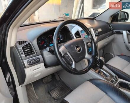Черный Шевроле Каптива, объемом двигателя 2.23 л и пробегом 203 тыс. км за 10750 $, фото 8 на Automoto.ua