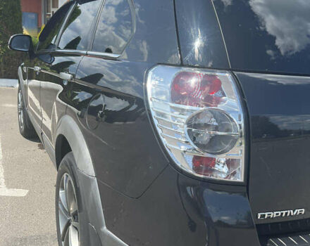 Черный Шевроле Каптива, объемом двигателя 2.2 л и пробегом 206 тыс. км за 11499 $, фото 19 на Automoto.ua