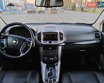 Черный Шевроле Каптива, объемом двигателя 2.2 л и пробегом 166 тыс. км за 11700 $, фото 51 на Automoto.ua