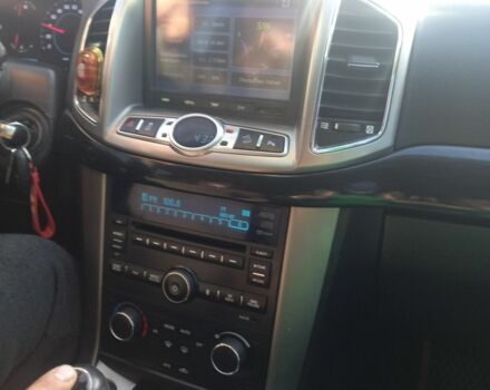 Черный Шевроле Каптива, объемом двигателя 2.2 л и пробегом 270 тыс. км за 9700 $, фото 5 на Automoto.ua